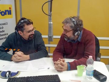 Brunori Sas, frontman introverso nasconde se stesso per lasciare il posto a “Cip”