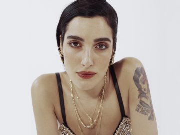 L’Oro di Levante, “Tikibombom” e “Magmamemoria”