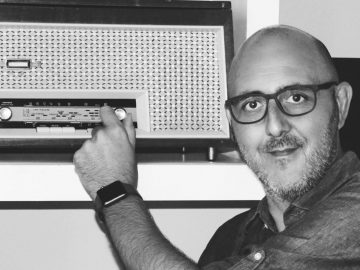 Radio e musica: 100 anni di amore riassunti in un libro