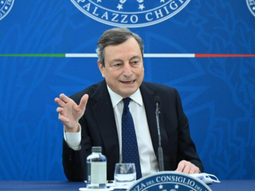 Draghi e le Regioni faccia a faccia per serrare le fila sui vaccini
