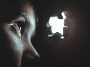 Terre des Hommes, quasi 402 mila i minori a carico dei servizi sociali