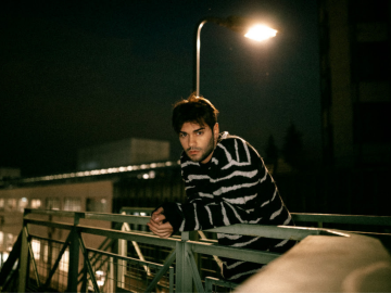 Il cantautore barese Maninni presenta il suo nuovo singolo