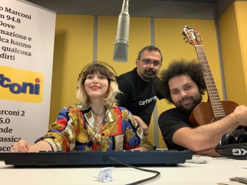 “Dentro” è il nuovo album di Merifiore, cantautrice salentina trapiantata a Milano