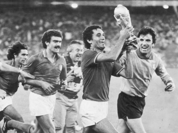 11 luglio 1982 “Campioni del mondo, campioni del mondo, campioni del mondo!”