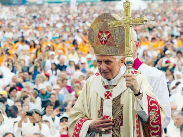 Papa Benedetto XVI e la missione della famiglia