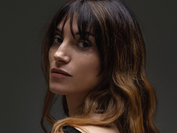 L’Aura annuncia il suo ritorno sulla scena musicale italiana