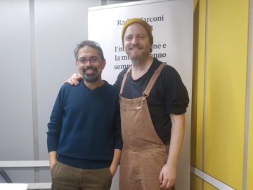 Una dichiarazione d’amore a Milano in una cartolina da Parigi