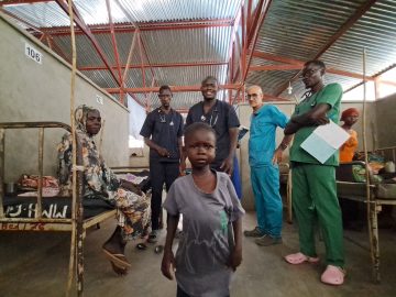 Incontro a Gidel con il Dr. Tom e le voci dei rifugiati