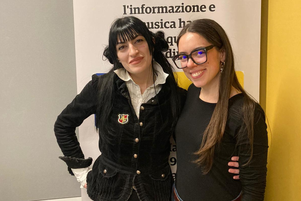 Roshelle annuncia l’uscita di “Mangiami pure”