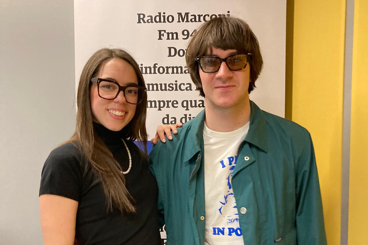 “stare al mondo” è il terzo album di Matteo Alieno