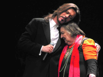 Giovanni Nuti firma “Lirica Antica”